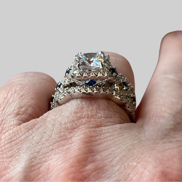 Princess Cut Wedding Set in Sterling Silver. 2ct with heavy pave on 3 pieces! - Picture 7 of 15